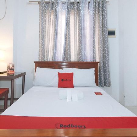 Отель Reddoorz Near Lrt 2 Antipolo Station Экстерьер фото